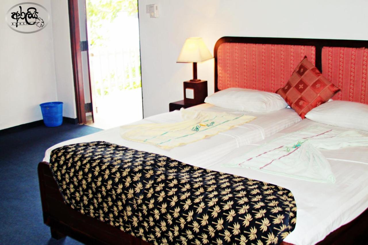 Hotel Araliya Villa Балапития Экстерьер фото